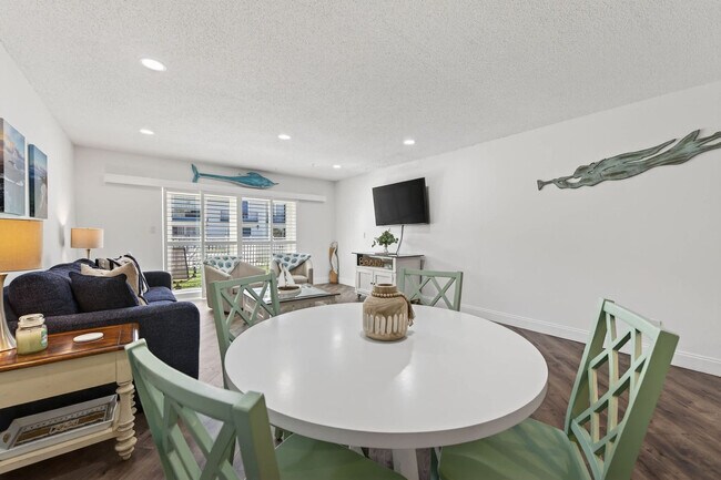 Building Photo - 2750 Ocean Shore Blvd