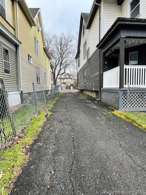 Building Photo - 54 Oakland Terrace