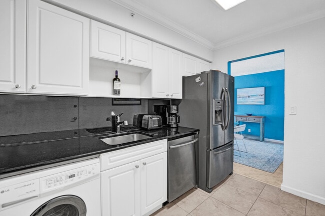 Foto del edificio - 2501 S Ocean Dr