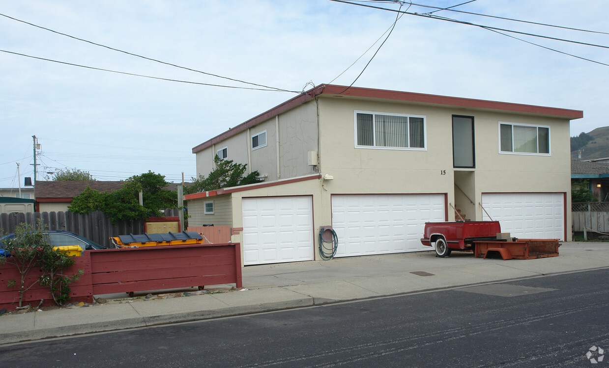 Primary Photo - 15 Santa Maria Ave
