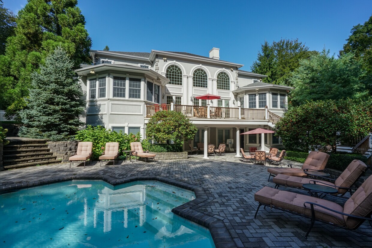 Foto principal - 11 Eastwood Ct
