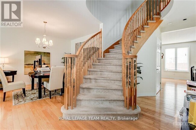 Building Photo - 153 Tapestry Dr