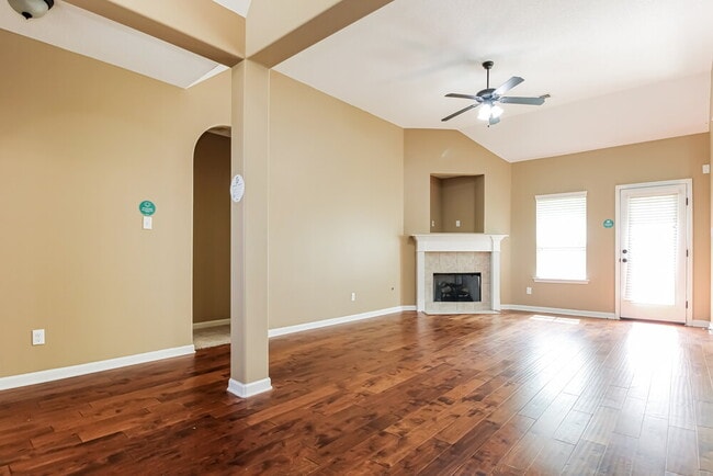Building Photo - 6969 Snowshoe Dr