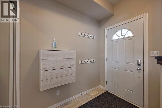 Photo du bâtiment - 101 Dalgleish Ave