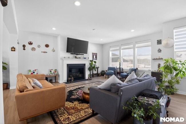 Foto del edificio - 139 S Lore's Landing Rd