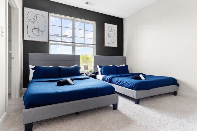 Building Photo - 7029 Almaden Way