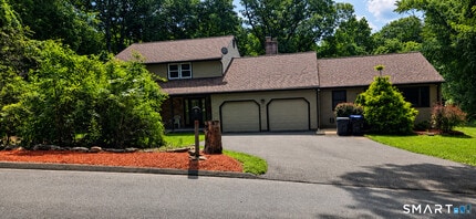 Building Photo - 61 Punkup Rd