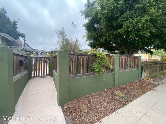 Building Photo - 1 br, 1 bath House - 3364 Herman Ave
