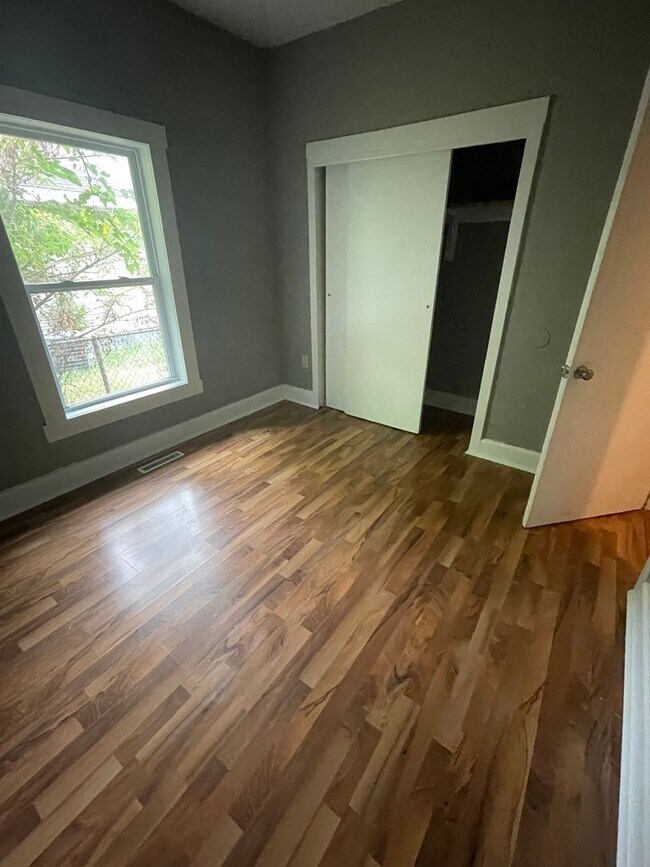 Foto del edificio - Spacious 3 Bedroom 1 Bath home available now!