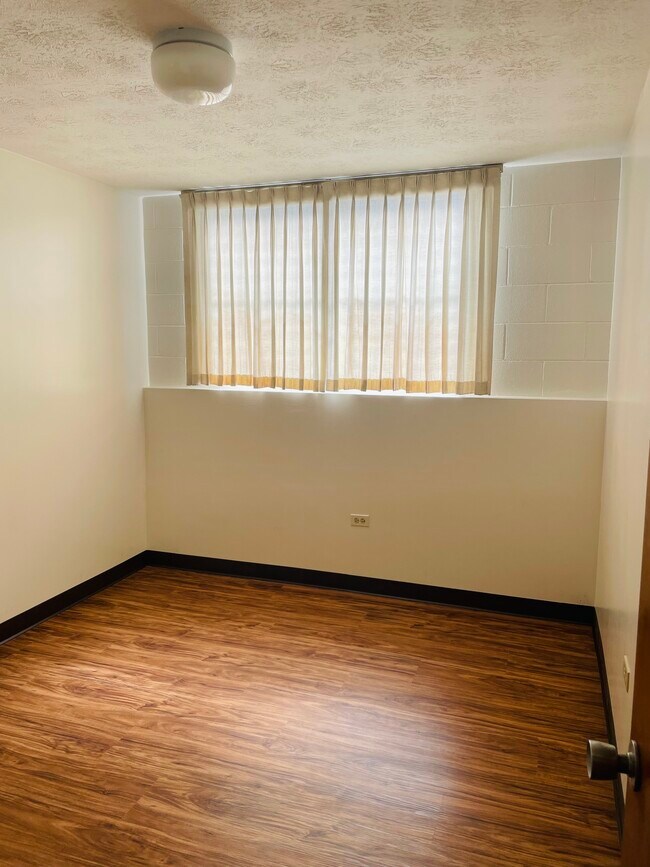 Building Photo - 912 Lehua Ave