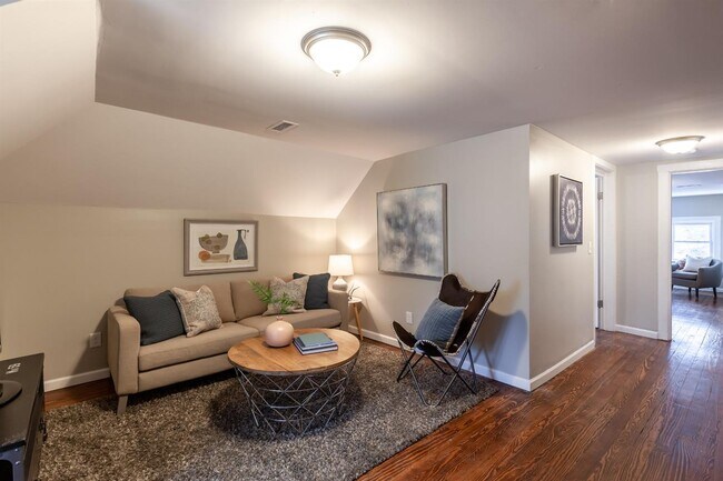 Foto del edificio - 1579 Dixmont Ave