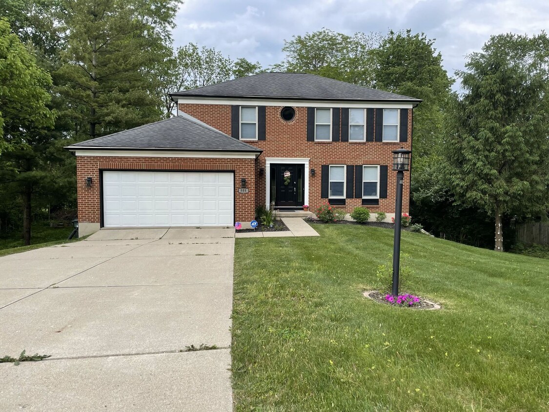 Primary Photo - Four bedroom Beavercreek home