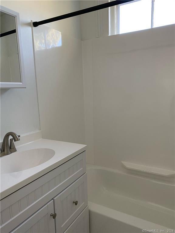 Foto del edificio - 54 Fairfield Ave