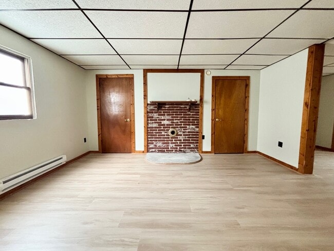 Building Photo - 21 Kosciusko Way