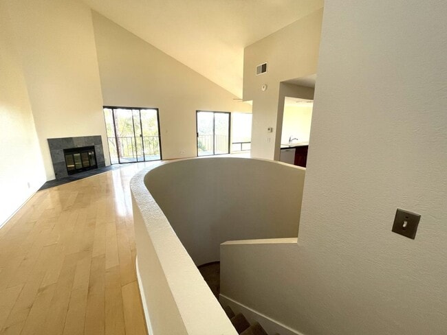 Building Photo - 11213 Cascada Way
