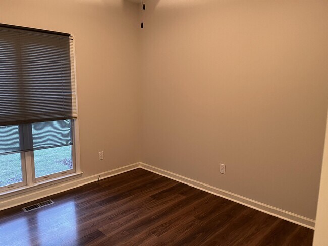 Foto del edificio - 119 Amethyst Dr