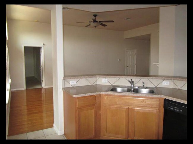 Building Photo - 3934 Bonnie Ln