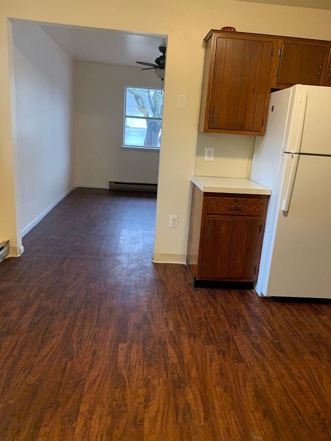 Building Photo - 13926-13928 Maugansville Road