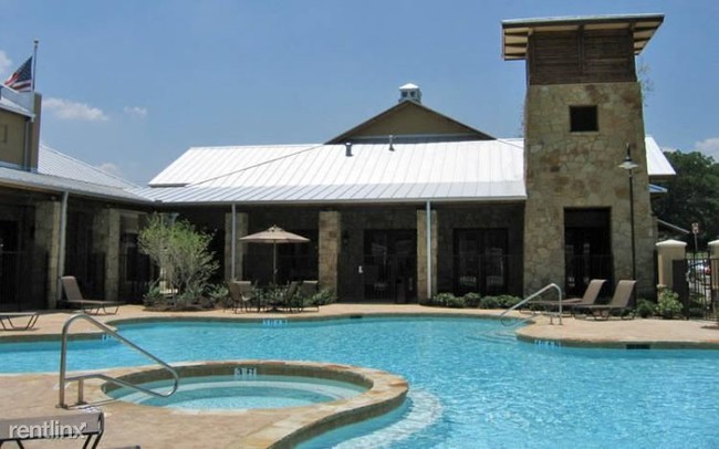 Foto del edificio - 101 N Roaring Springs Rd