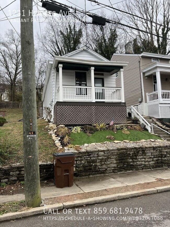 Building Photo - 1231 Hermes Ave