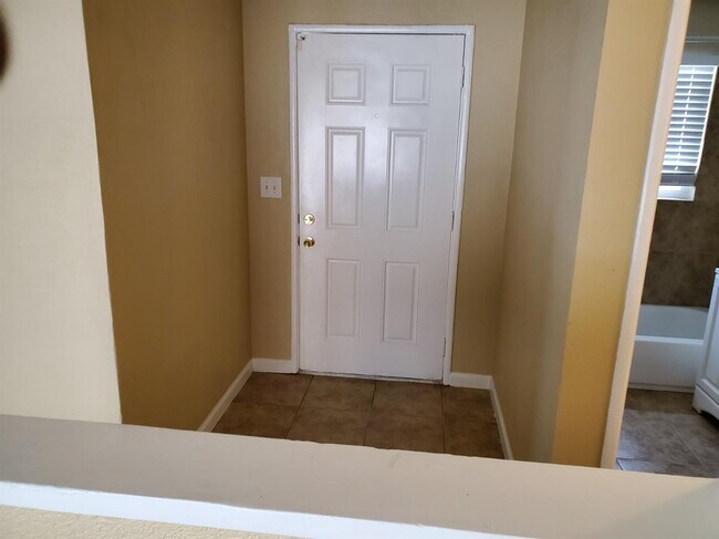 Foto del edificio - 3232 E Ashlan Ave