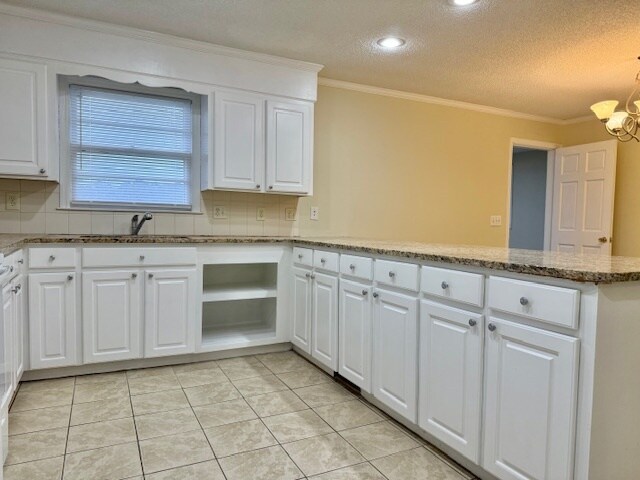 Foto del edificio - 2231 Willow Creek Rd