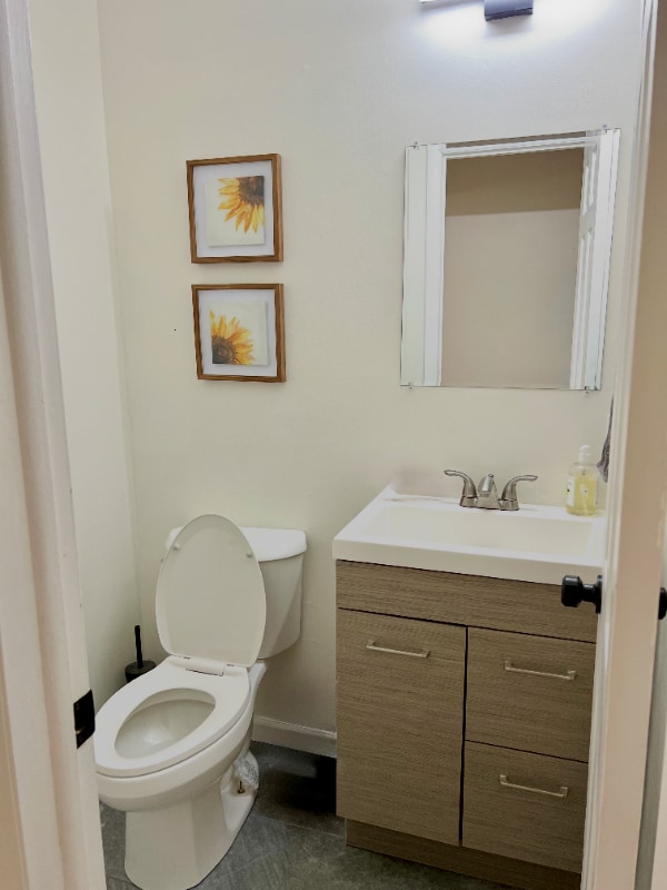 Foto del edificio - 19620 Silver-Spring St