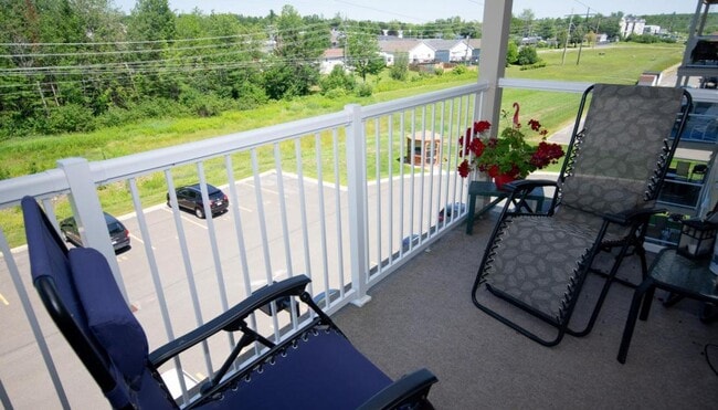 Building Photo - Lexington Landing