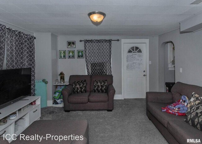 Building Photo - 4 br, 1 bath House - 3117 11th Avenue C
