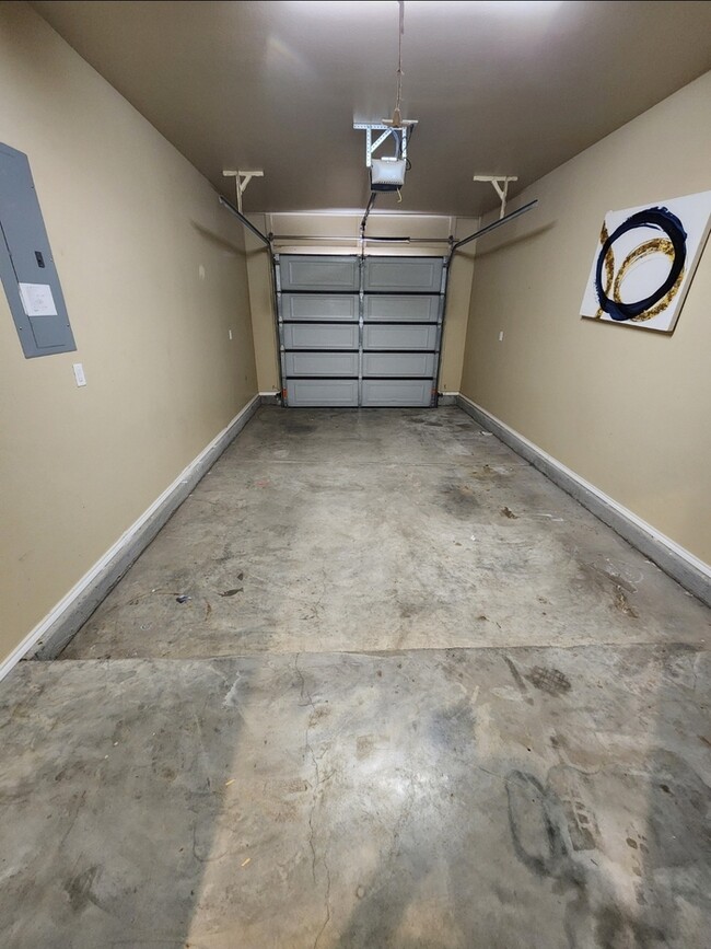 Foto del edificio - 3 bed 2 bath home