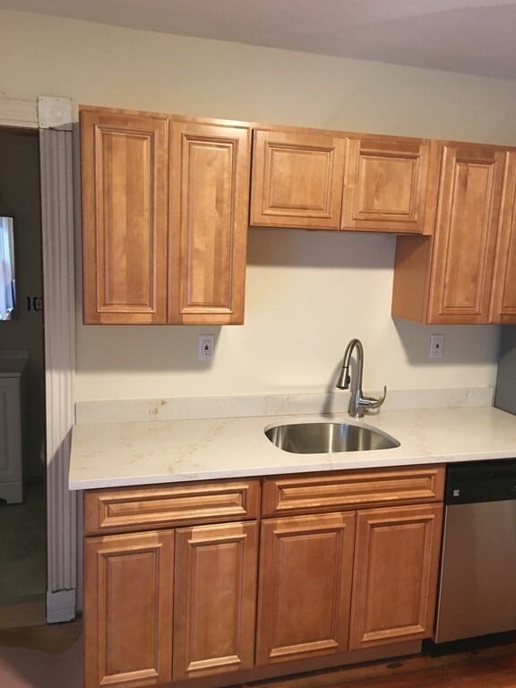 Building Photo - 110 Crescent Ave