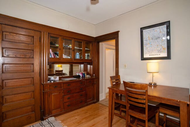 Foto del edificio - 3216 15th Ave S