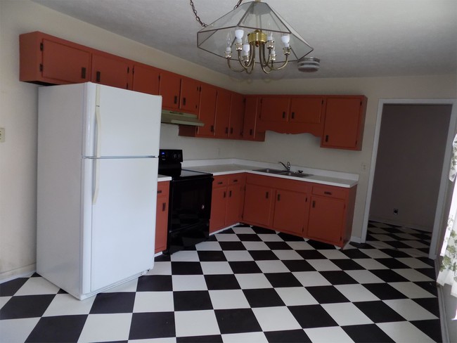 Building Photo - 6510 Cissna Dr