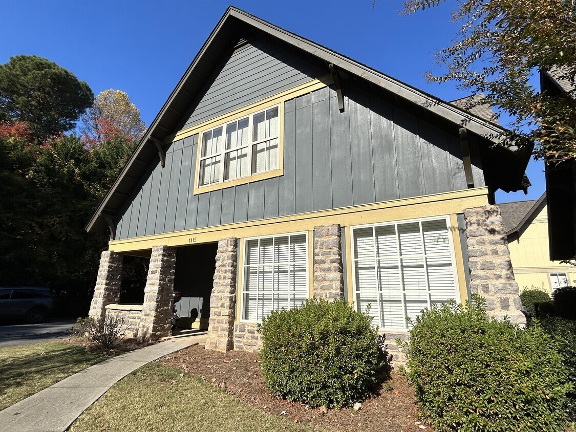 101 West Ln, Central, SC 29630 Townhome Rentals in Central SC