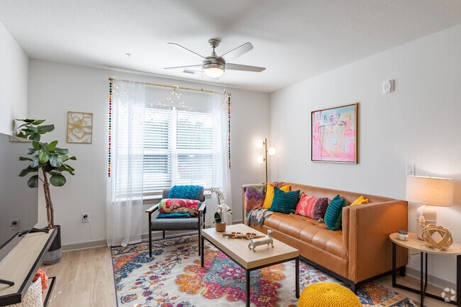 Interior Photo - Dockside Clemson