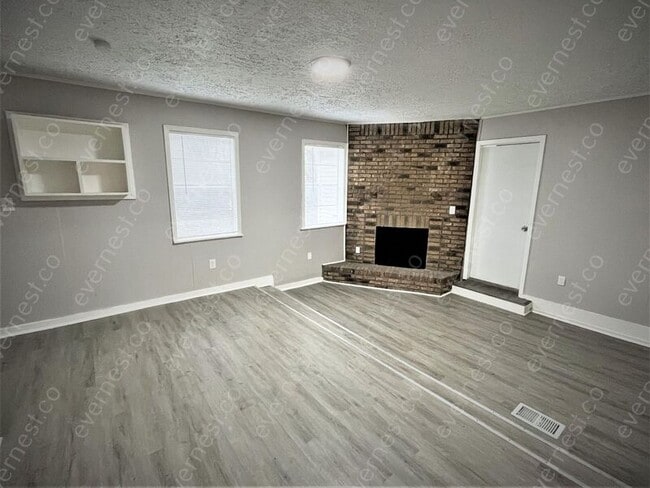 Building Photo - 445 Rockdale Dr
