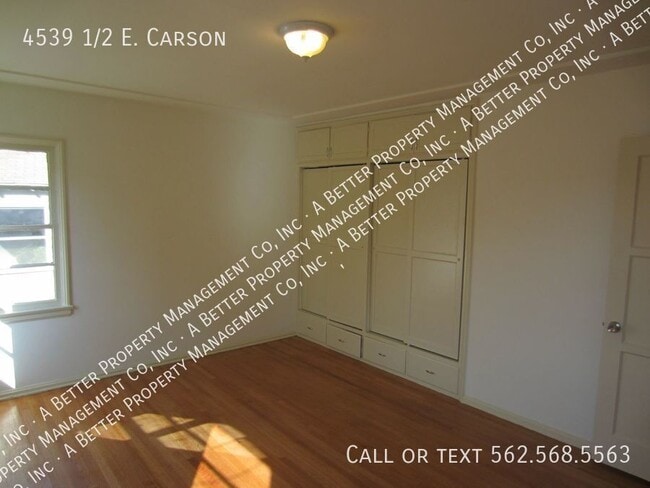 Foto del edificio - 4539 1/2 E. Carson-