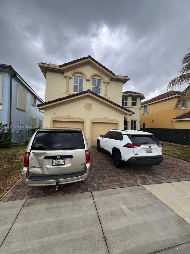 Foto principal - 7946 SW 164th Pl