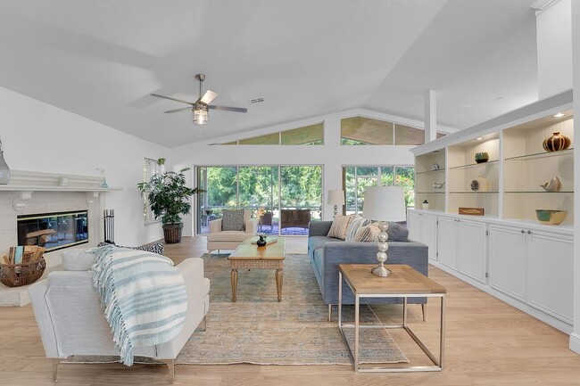 Foto del edificio - 7305 Marsh Terrace