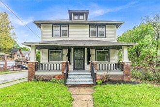 Building Photo - 1144 E 145th St