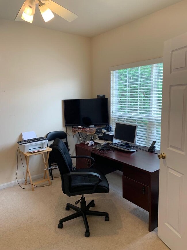 bed1/office room - 43309 Ardmore St