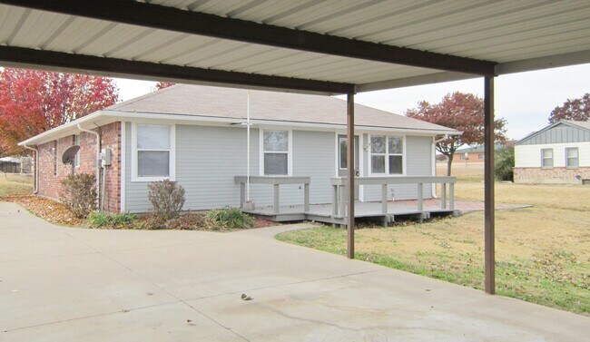 Foto del edificio - 3103 Acton School Rd