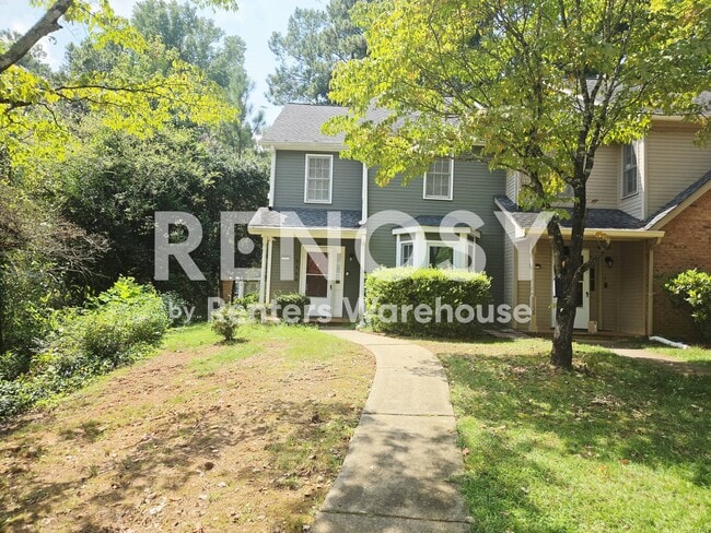 Building Photo - 1140 Country Club Pl