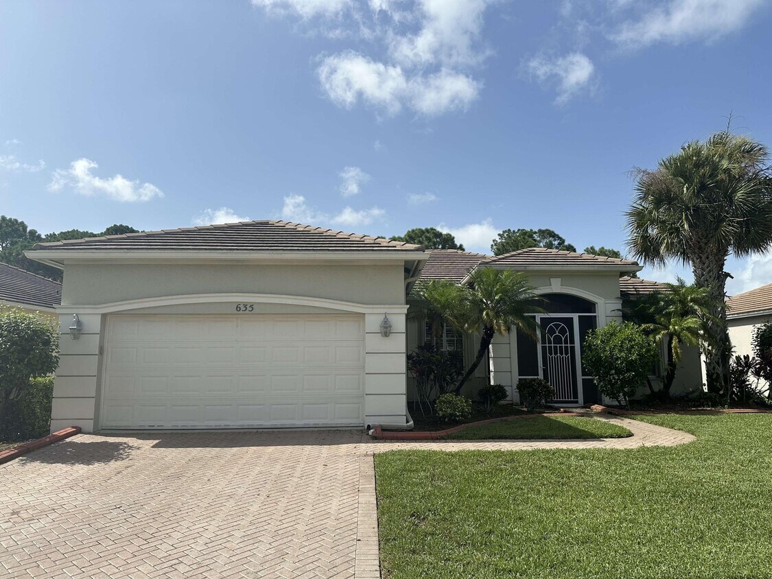 Foto principal - 635 SW Indian Key Dr