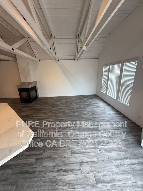 Building Photo - 258 Avenida Montalvo