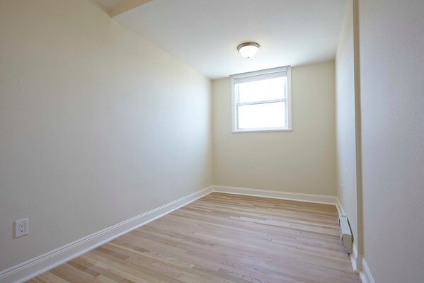 Foto del edificio - 300 Buchanan St