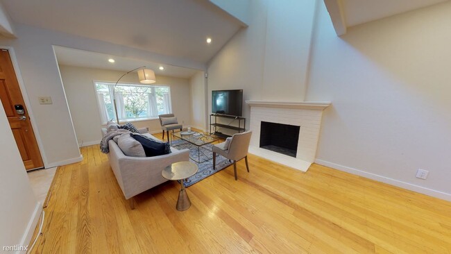 Foto del edificio - 1032 Hollyburne Ave