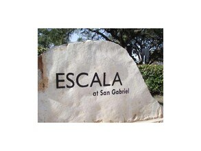 Building Photo - 1000 W 26th St