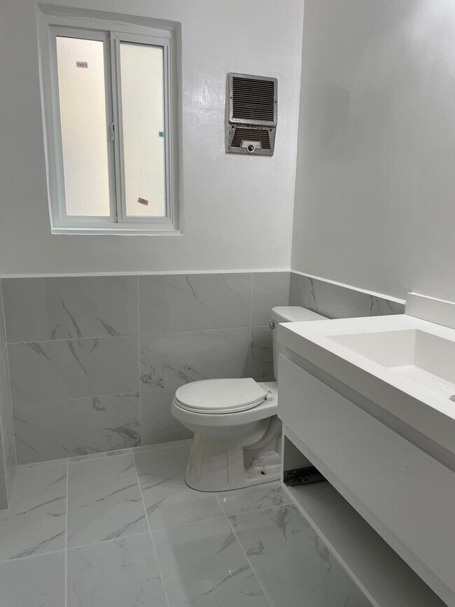 Building Photo - 11329 Otsego St