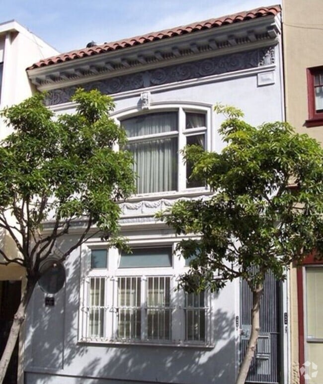 Building Photo - 45 Lynch St